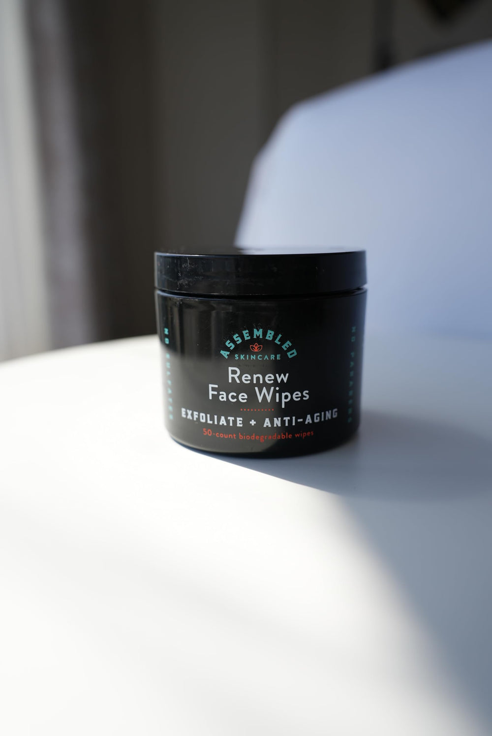 Renew Visage ASSEMBLED — hamamelis et salicylique réduisent les brillances