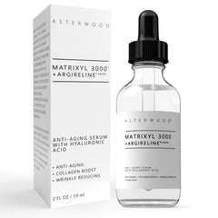 Sérum Asterwood Matrixyl 3000: flacon-pompe prêt à hydrater et raffermir la peau.
