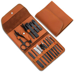 Ensemble Atimier manucure en acier inoxydable avec étui cuir brun, rangement élégant.