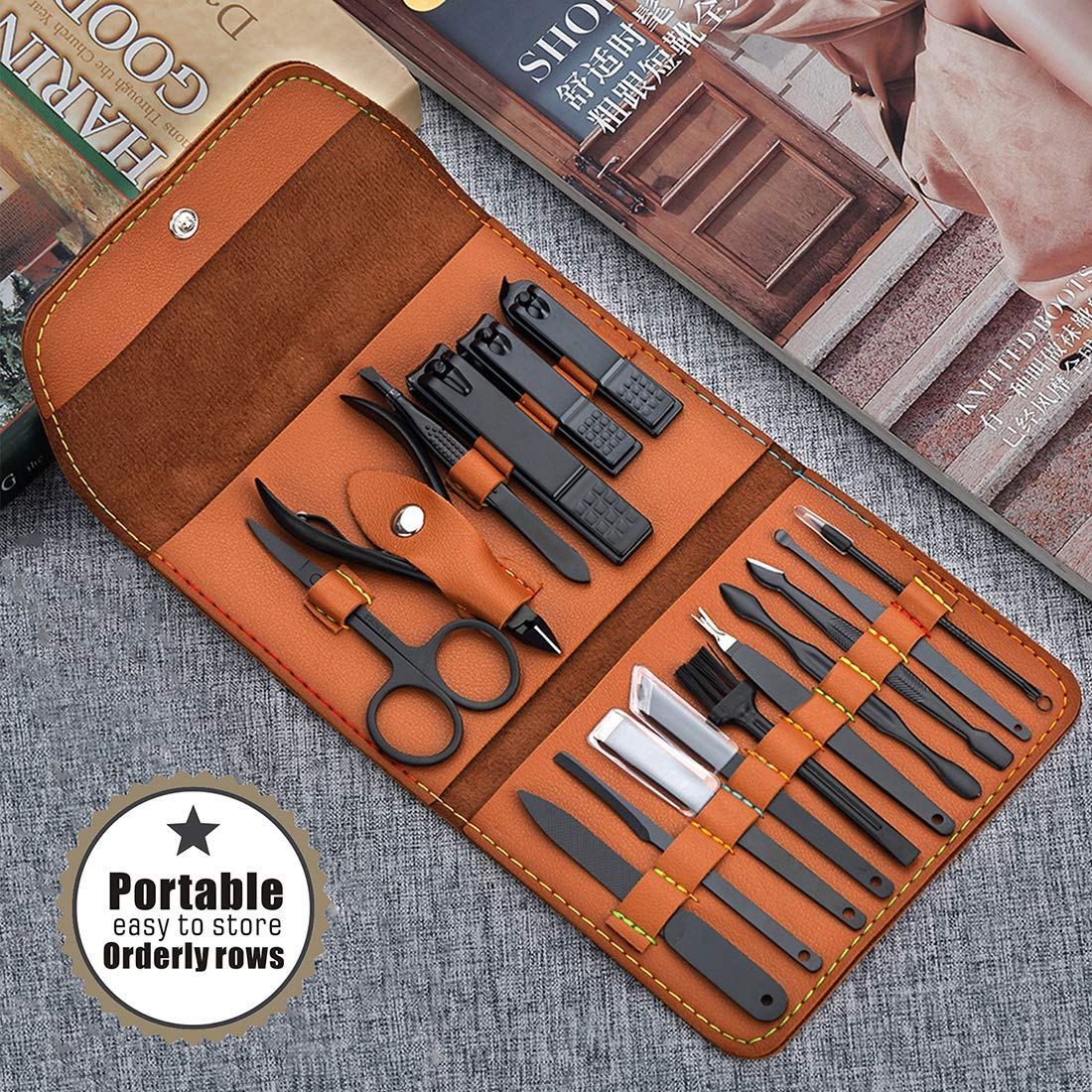 Etui en cuir brun Atimier, portable et léger pour voyage et usage quotidien.
