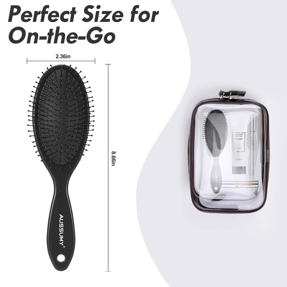 Brosse Aussumy format portable idéale en déplacement.