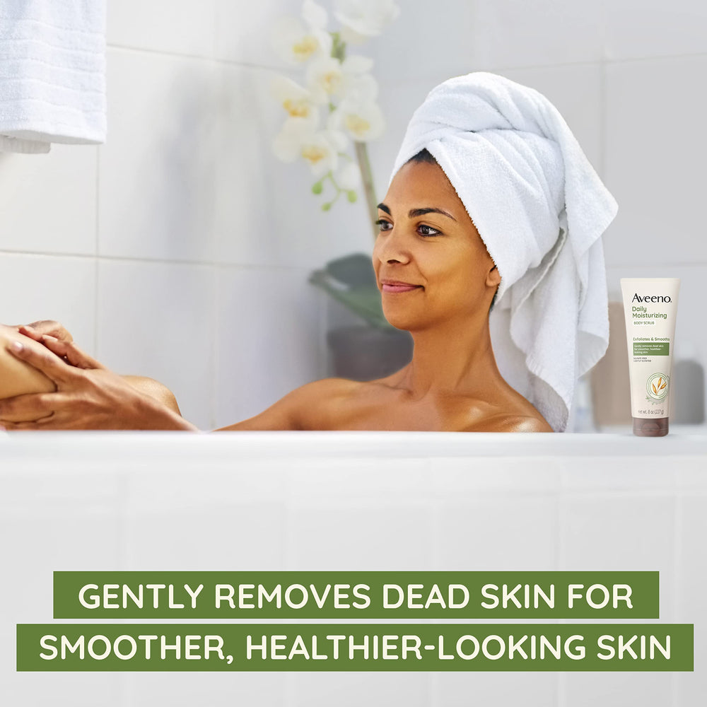 Aveeno gommage corporel quotidien application sur éponge humide pour mousser