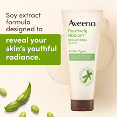 Nettoyant visage exfoliant Aveeno Positively Radiant nettoie et harmonise la peau.