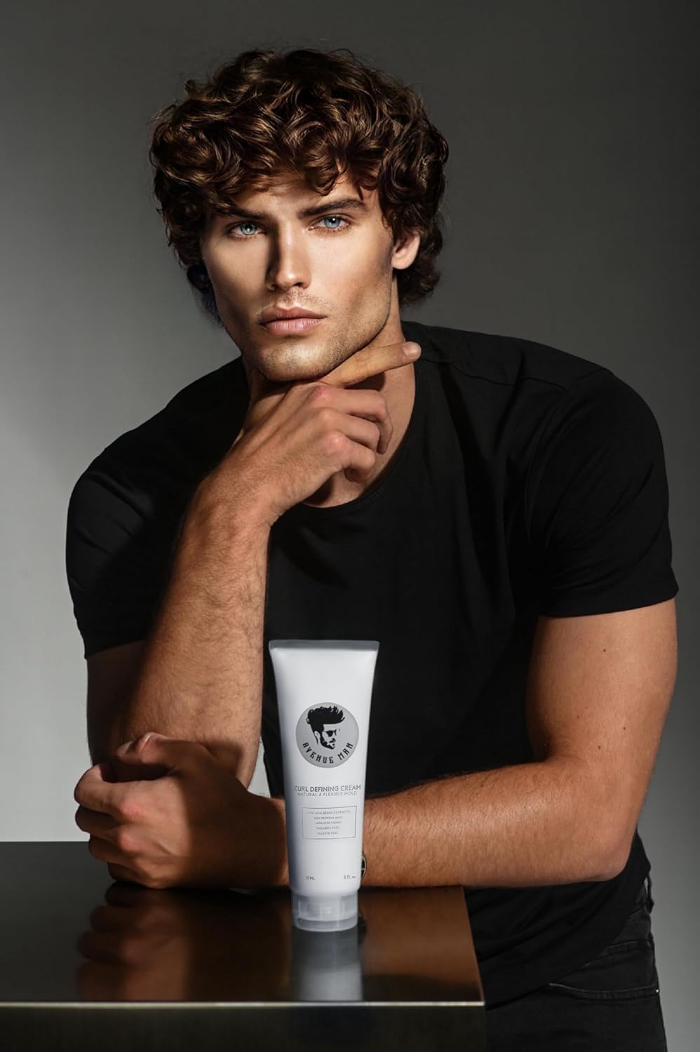 Protection contre l'humidité offerte par la Crème Définissante Avenue Man.