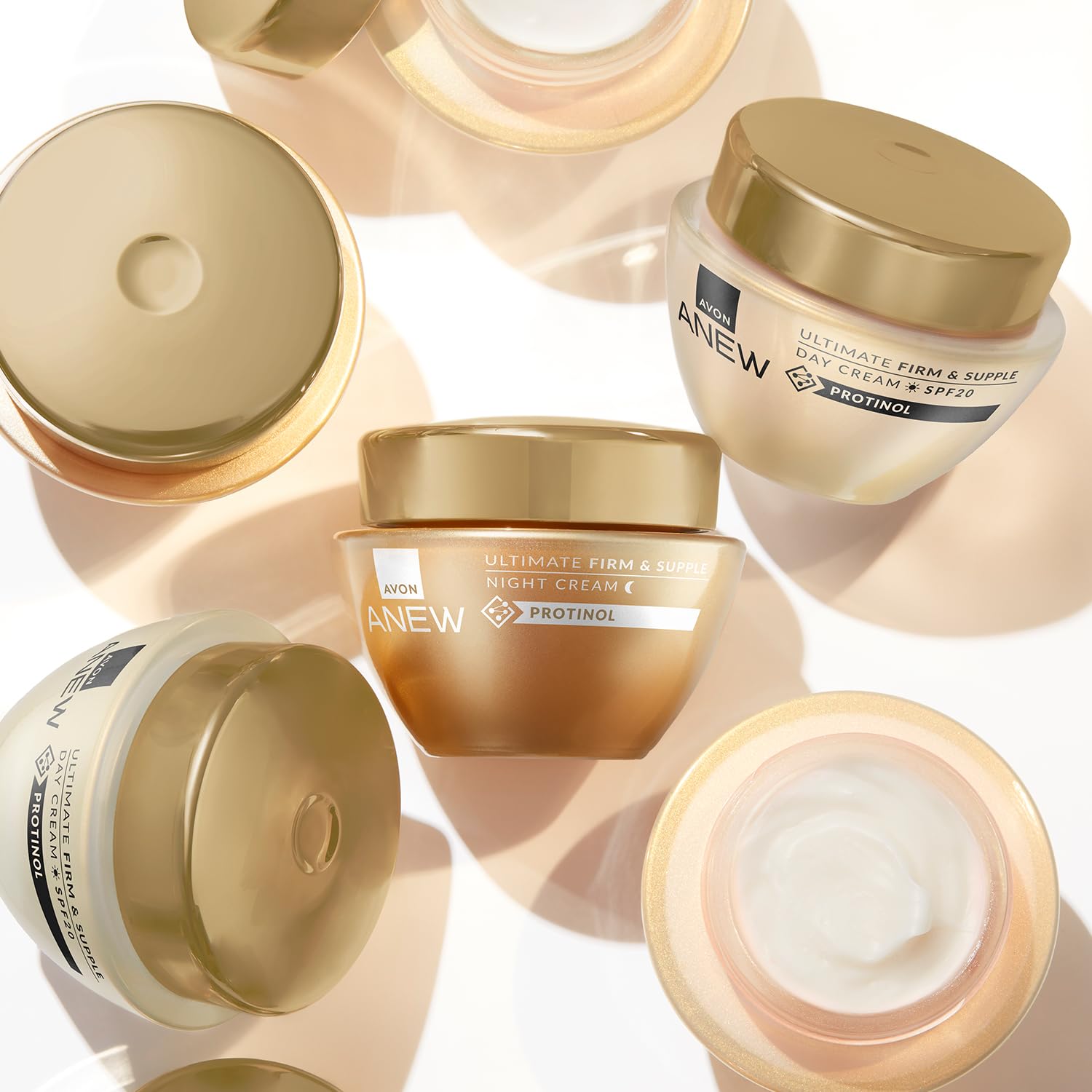 Protection SPF20 quotidienne lors du rituel soin du visage.