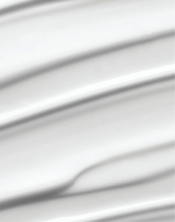 Texture légère de la lotion Avon Haiku, absorption rapide sans effet gras.