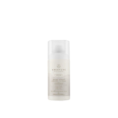 Awapuhi Wild Ginger Shine Spray montre une brillance légère pour un fini naturel.
