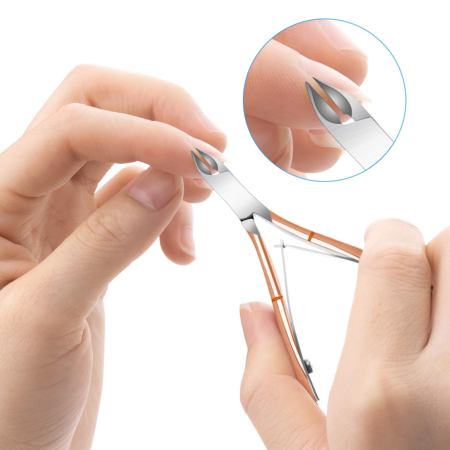 Awpeye coupe-cuticules or rose étui plastique protège les lames et garantit l'hygiène.