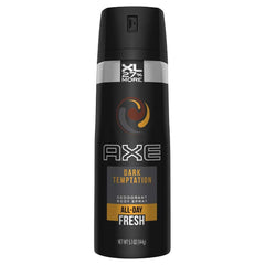 Flacon vaporisateur AXE Dark Temptation, parfum durable et fraîcheur longue durée.