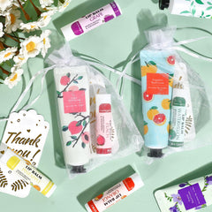 Baume à lèvres aux parfums variés pour une douceur quotidienne.