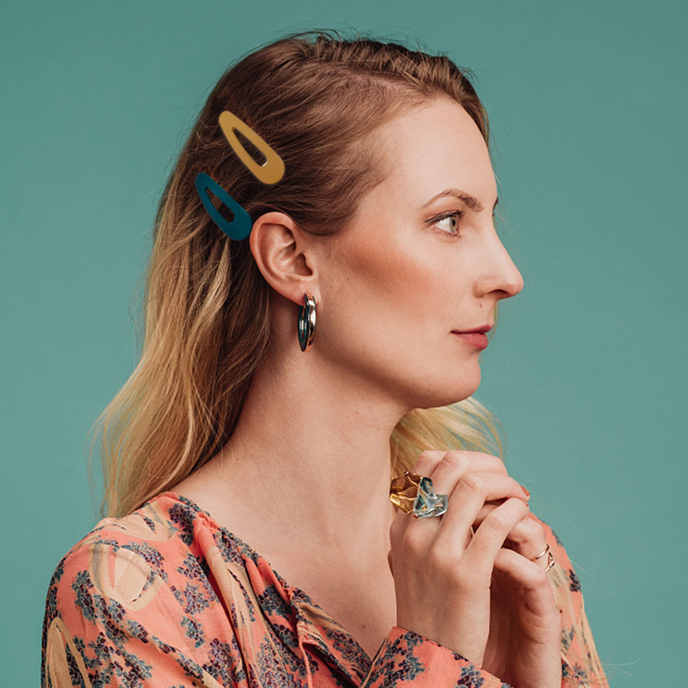 B.PHNE barrettes rectangulaires creuses, style chic pour tous les looks.
