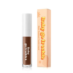 Baby Go tampon taches de rousseur, application précise pour un fini naturel et durable.