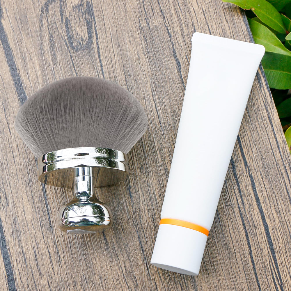 BABYSHEEP brosse utilisation quotidienne – idéale en voyage.