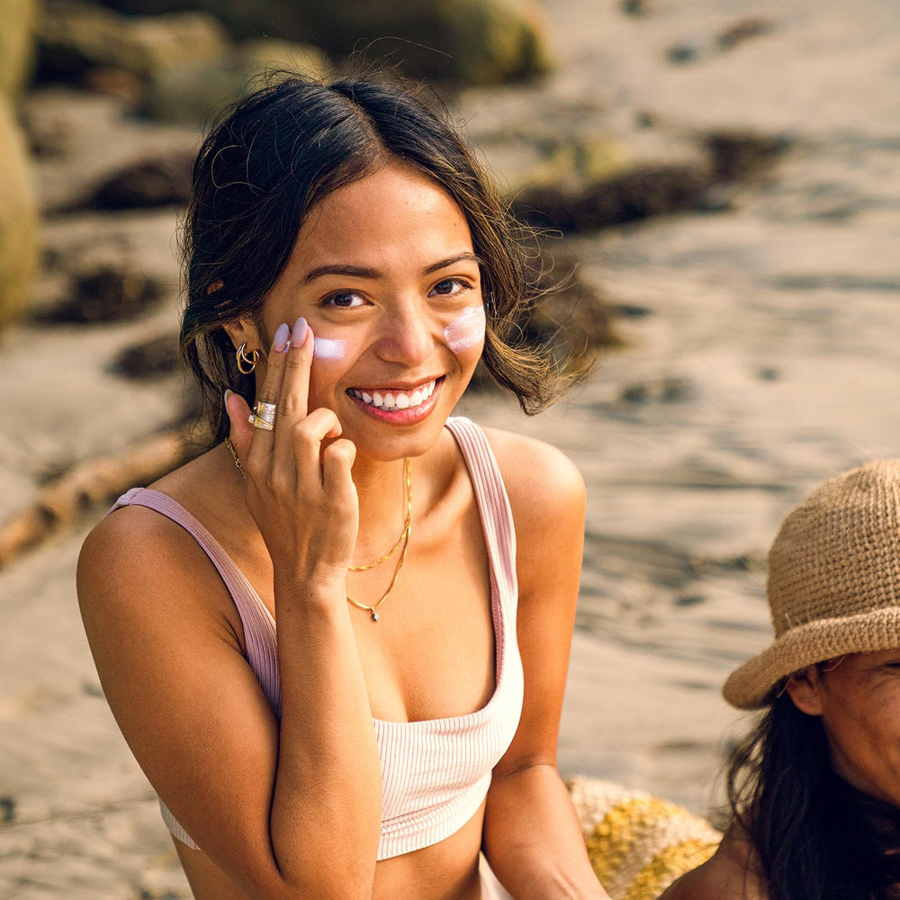 Badger Mineral Sunscreen label highlights 98% organic ingredients.