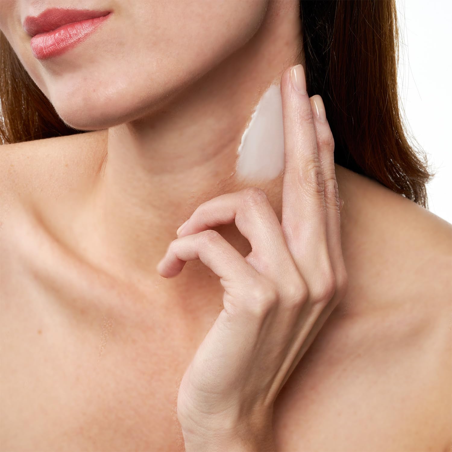 Testée pour les allergies avec Baebody Crème Raffermissante du Cou
