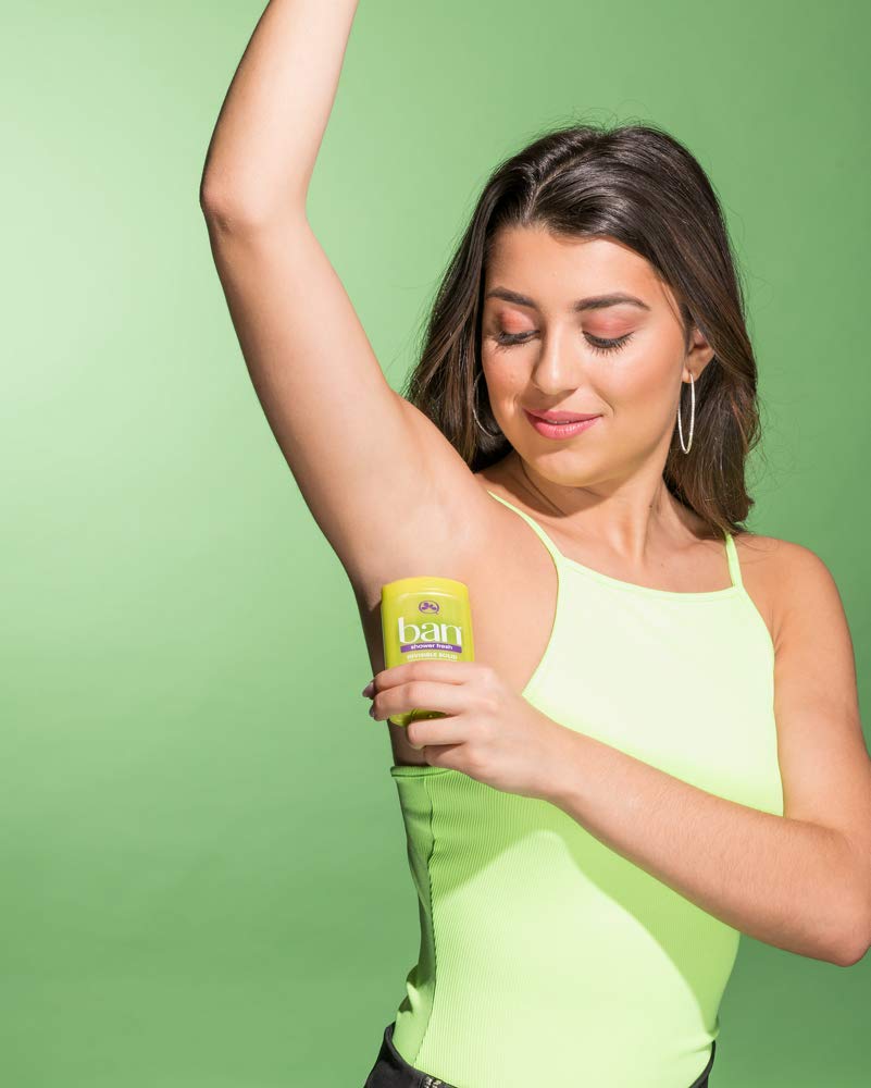 Ban déodorant invisible fraicheur-douche: convient aussi bien aux hommes qu'aux femmes.