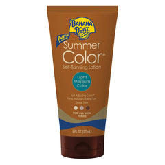 Banana Boat Summer Color – bouteille auto-bronzante révélant une teinte naturelle.