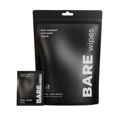 BARE Wipes : paquet de 20 lingettes prêt à être rangé dans un sac.