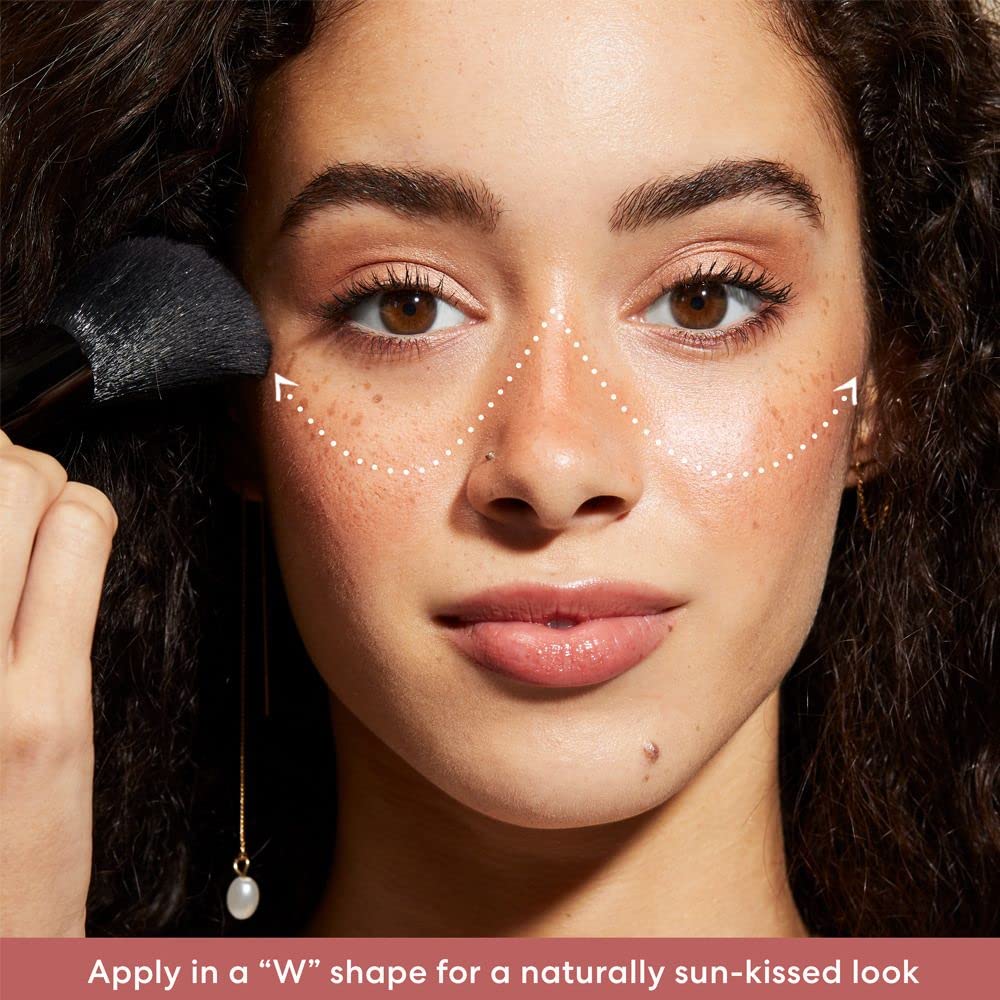 Poudre sans talc offrant couleur modulable et longue tenue.