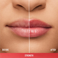 Texture crème légère du Dewy Lip Gloss-Balm sur les lèvres.