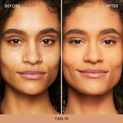 bareMinerals Poudre Libre Original SPF15 appliquée quotidiennement pour un teint lumineux et naturel.