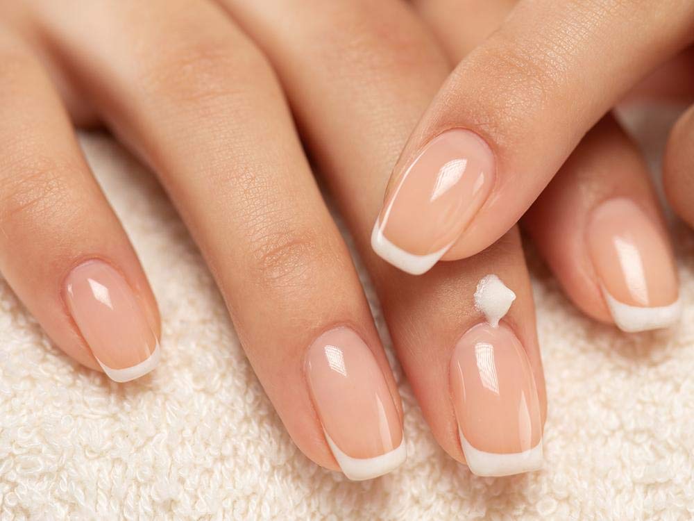 Barielle No Bite Pro Growth – application discrète sans brillance pour ongles.