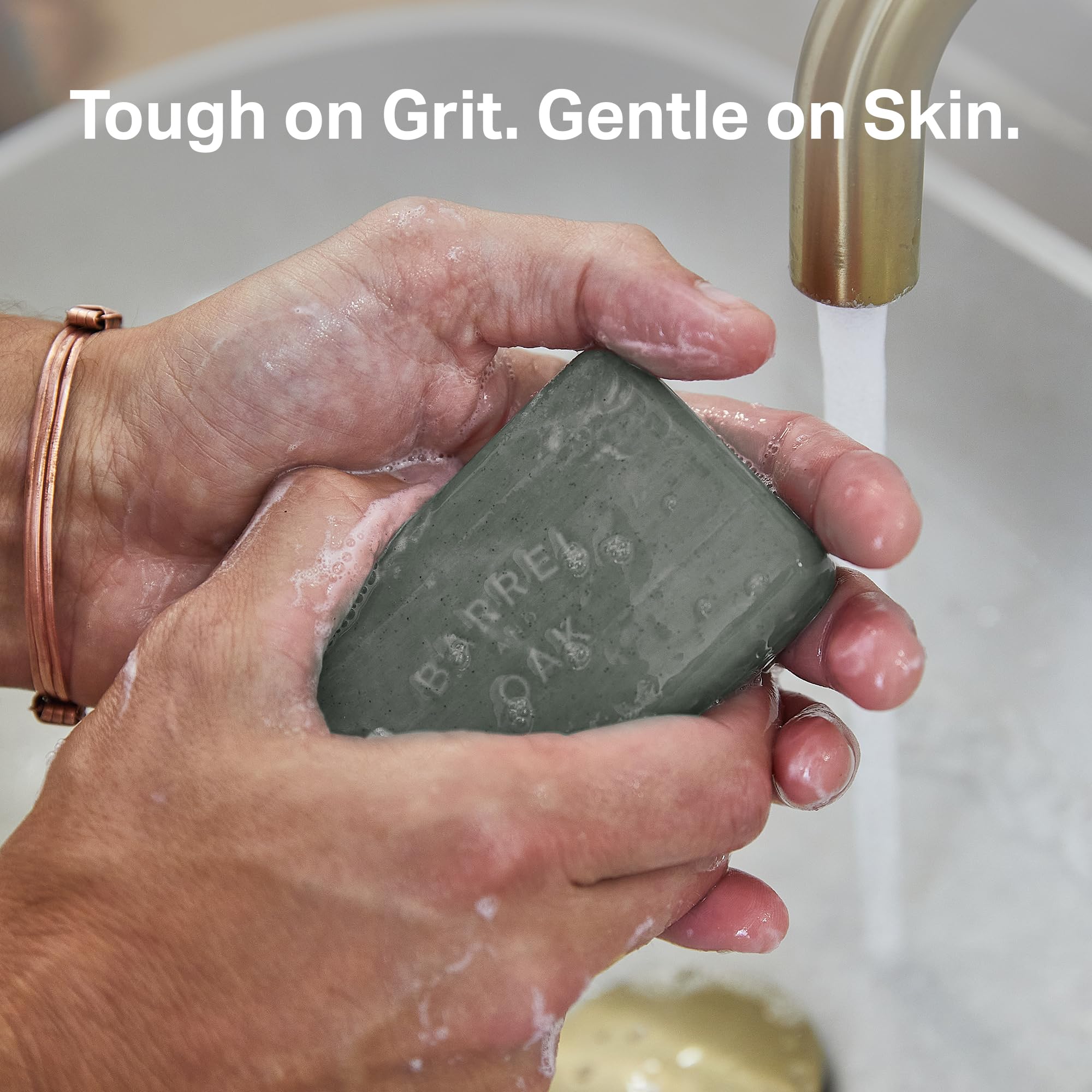 Barrel & Oak Savon argile kaolin charbon pour peau équilibrée