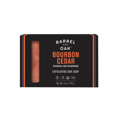 Barrel & Oak savon-barre exfoliant pour hommes purifie les pores et revitalise la peau.