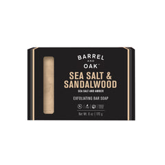 Barrel & Oak savon exfoliant pour hommes avec poudre de coquille de noix pour peau lisse.
