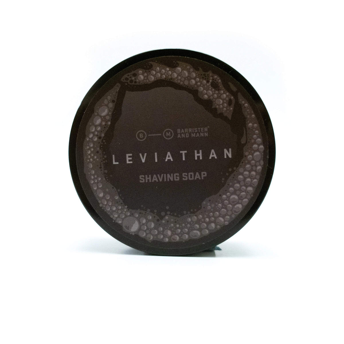 Savon Barrister and Mann Leviathan, mousse dense pour un rasage doux et précis.