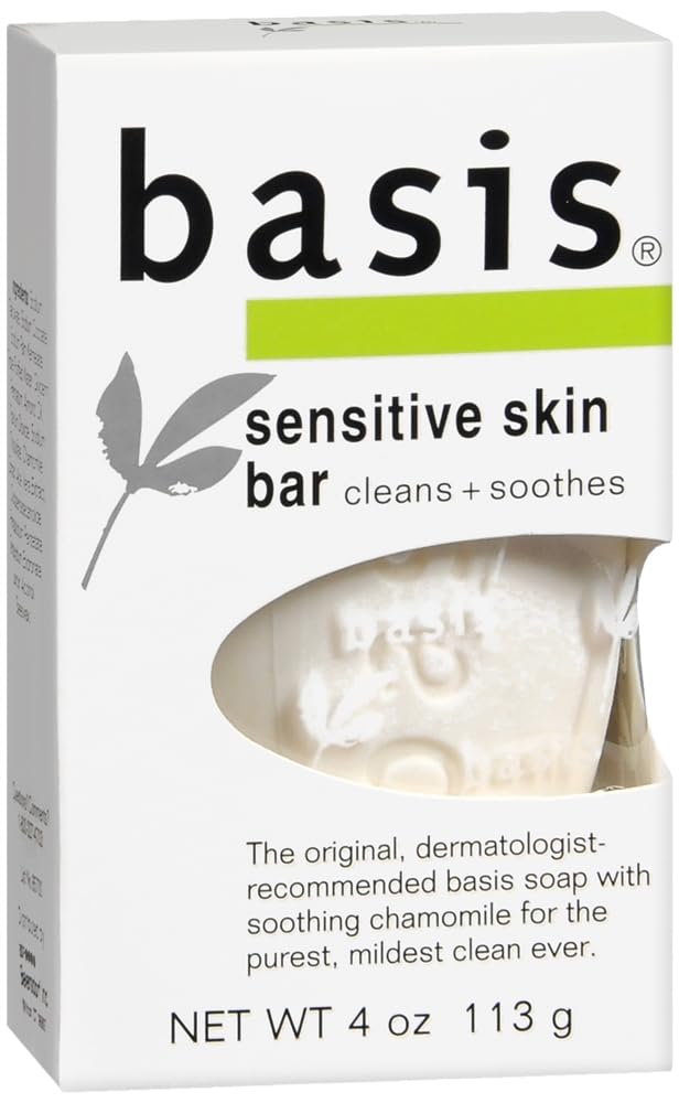 Basis savon-nettoyant-peau-sensible-113g-pack3: barre douce prête pour une routine quotidienne.