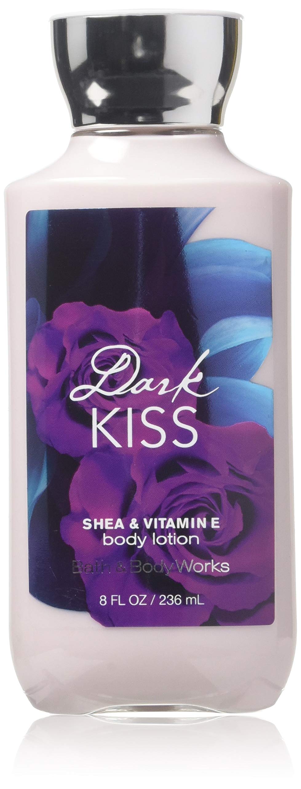 Lotion Dark Kiss Bath & Body Works, texture hydratante et parfum envoûtant, utilisation quotidienne.