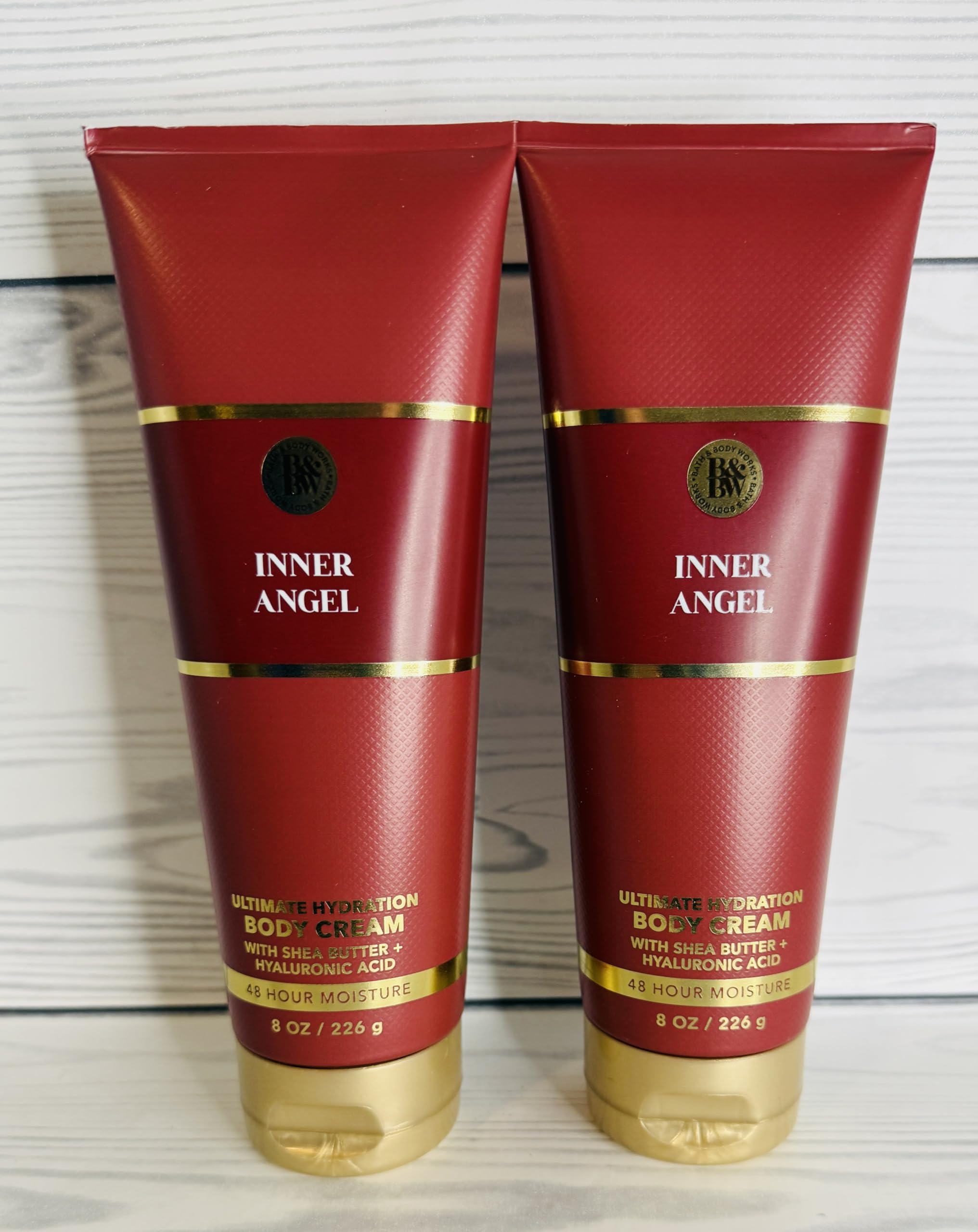 Packaging élégant et texture hydratante de Bath & Body Works Inner Angel.