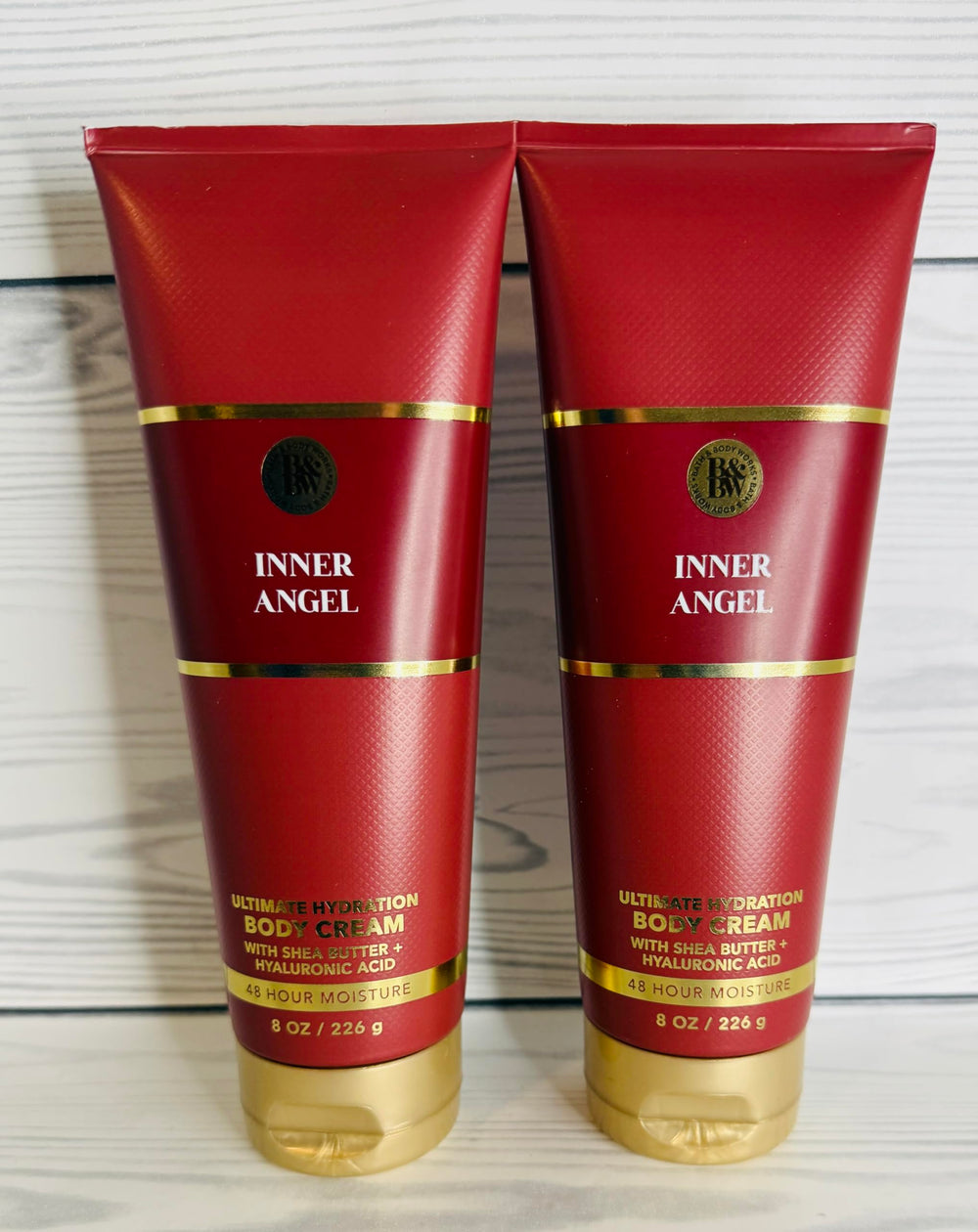 Packaging élégant et texture hydratante de Bath & Body Works Inner Angel.