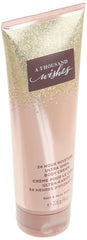 Notes parfumées A Thousand Wishes: champagne et fruits lumineux pour une sensation festive