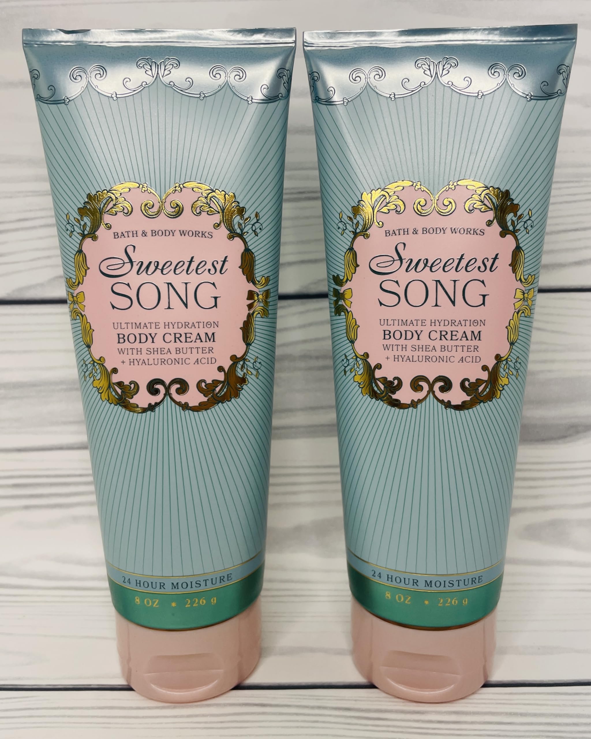 Crème pour le corps Bath & Body Works Chant le Plus Doux, texture nourrissante.
