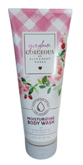 Bath & Body Works Gingham Gorgeous – mousse crémeuse qui laisse la peau douce après la douche.
