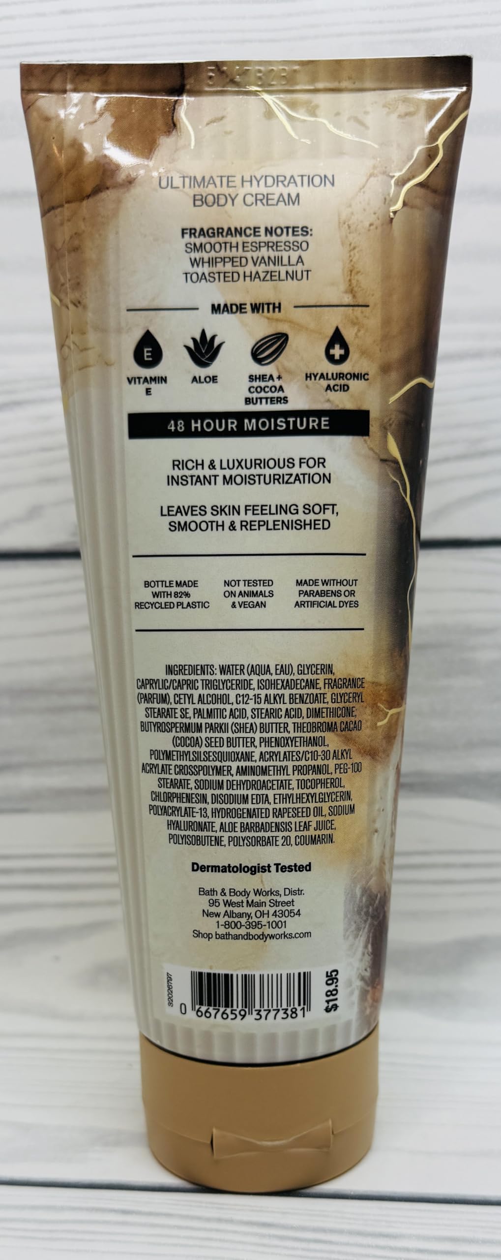 Bath & Body Works Vanilla Café packaging variation image shows packaging options for convenient use.