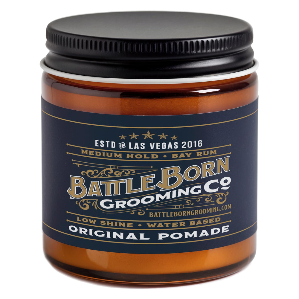 Battle Born Pomade Original, détail du pot, texture naturelle et tenue durable.