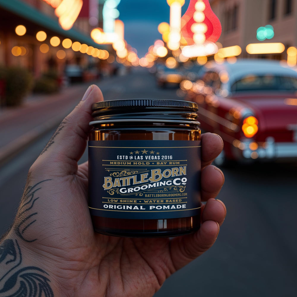Battle Born Pomade Original, usage quotidien, coiffage contrôlé et brillance naturelle.
