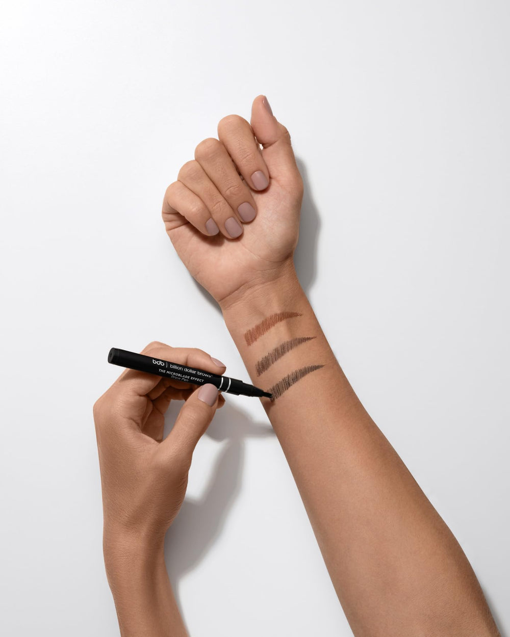 bdb microblade: structure subtile elevation des sourcils.