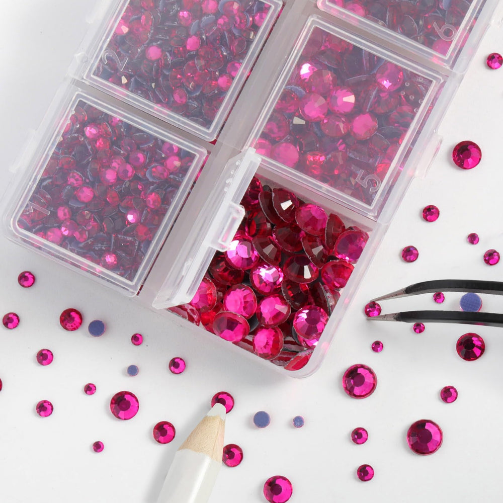 BEADSLAND Strass thermo-collants rose fluo outils inclus facilite l’application.