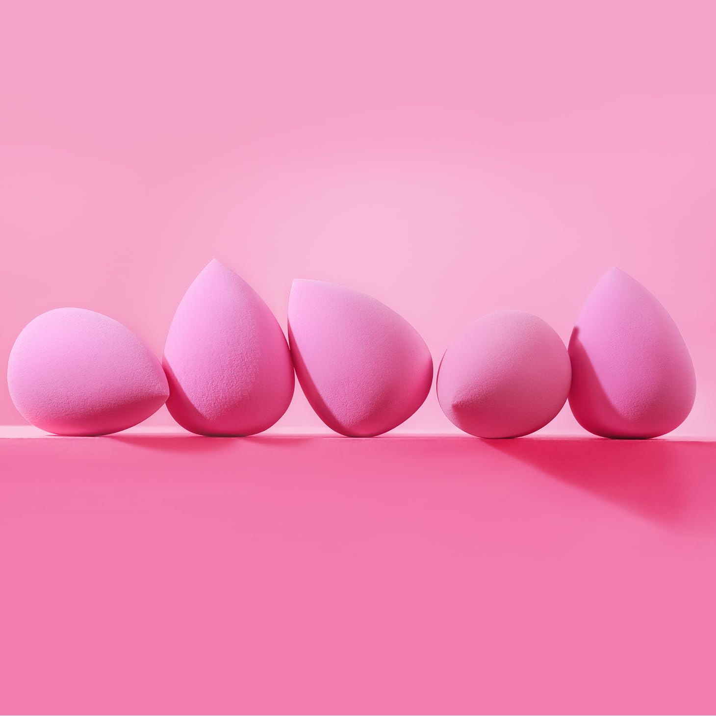 Éponge BEAKEY polyvalente pour routine beauté quotidienne et retouches.