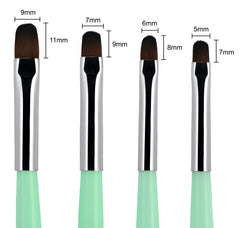 Pinceau BEAUTÉ GALLERIA taille 6, pointe ovale pour une application précise.