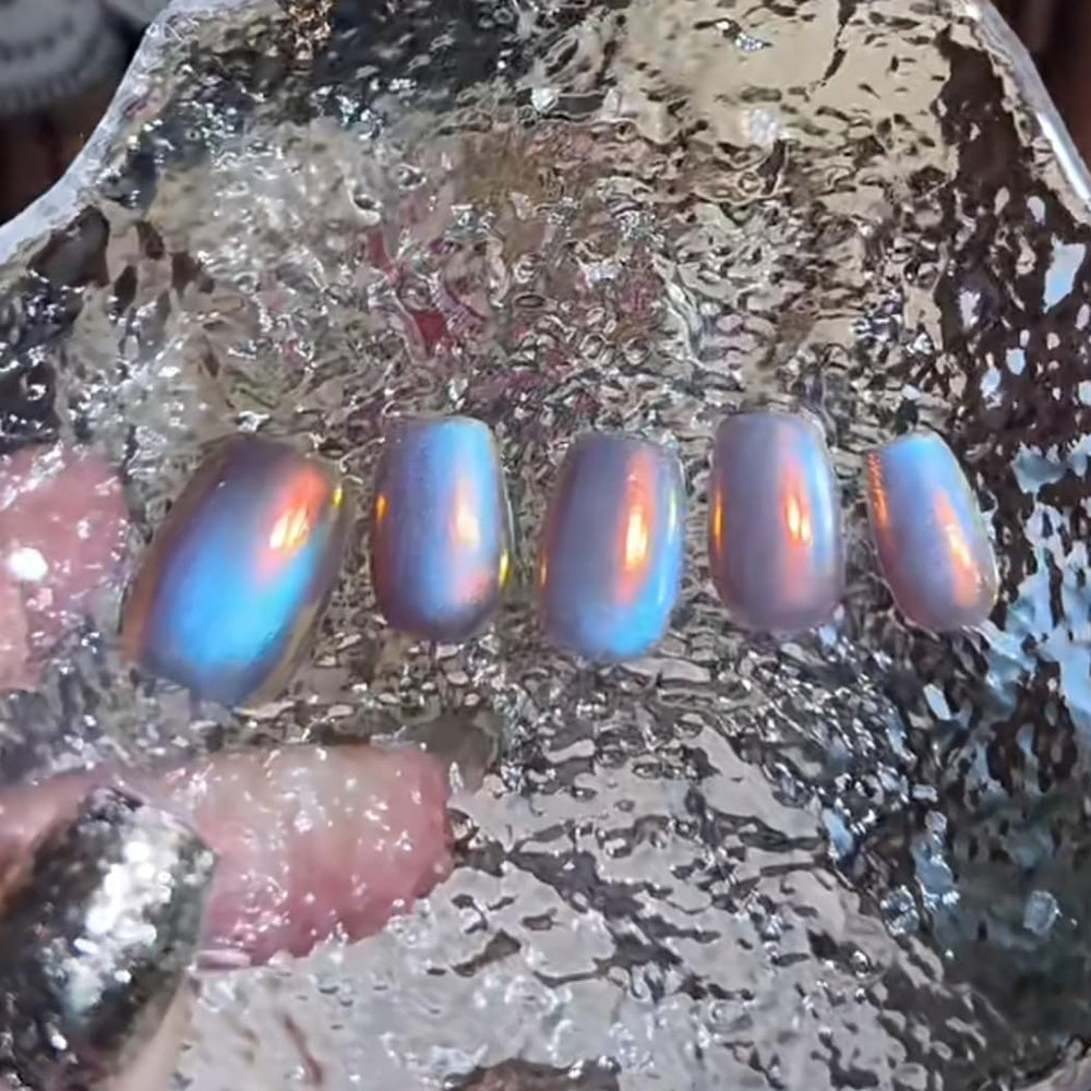 BEAUTNICE Poudre pour art nail et résine, facile à maîtriser.