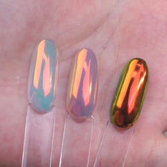 BEAUTNICE Poudre holographique ongles: changement de couleur subtil et captivant.