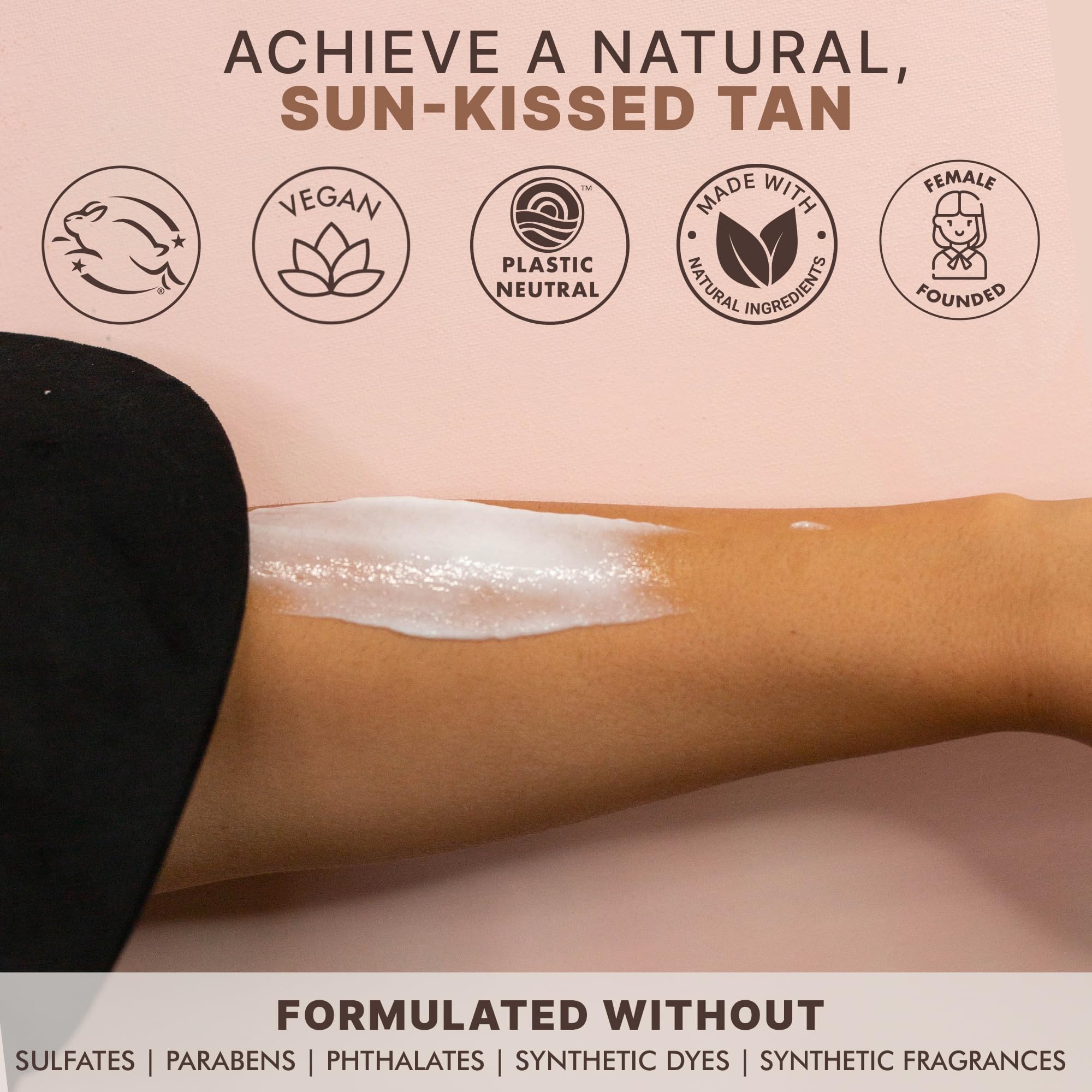 Beauty by Earth Self Tanner tenue longue durée sans exposition solaire.