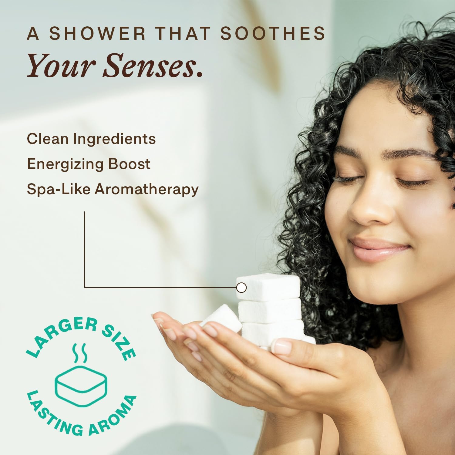 Tablettes de douche Beauty by Earth de grande taille pour une expérience prolongée.