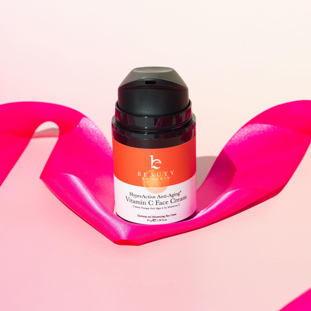 Effet potentiel anti-ride et fermeté avec Vitamine C sur le visage.