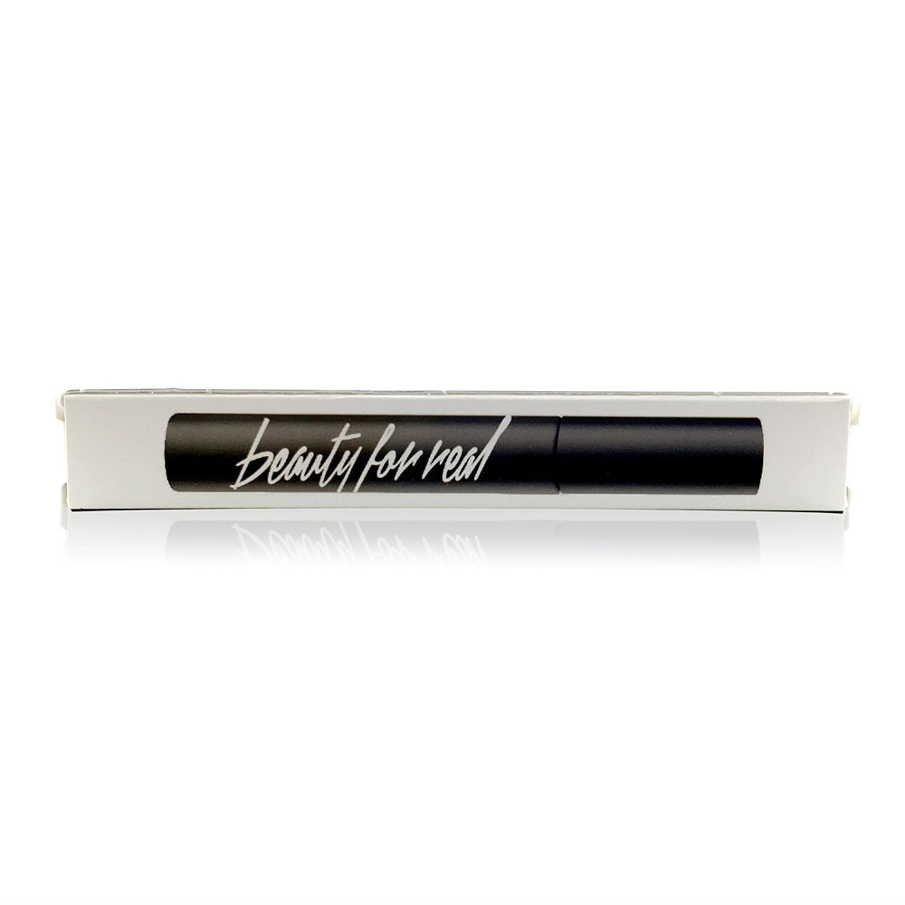 Beauty For Real Hi-Def Mascara – application précise à la base des cils.
